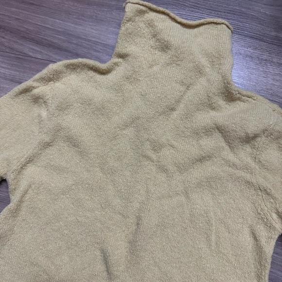 New Aritzia Wilfred Darling Sweater - Picture 9 of 11